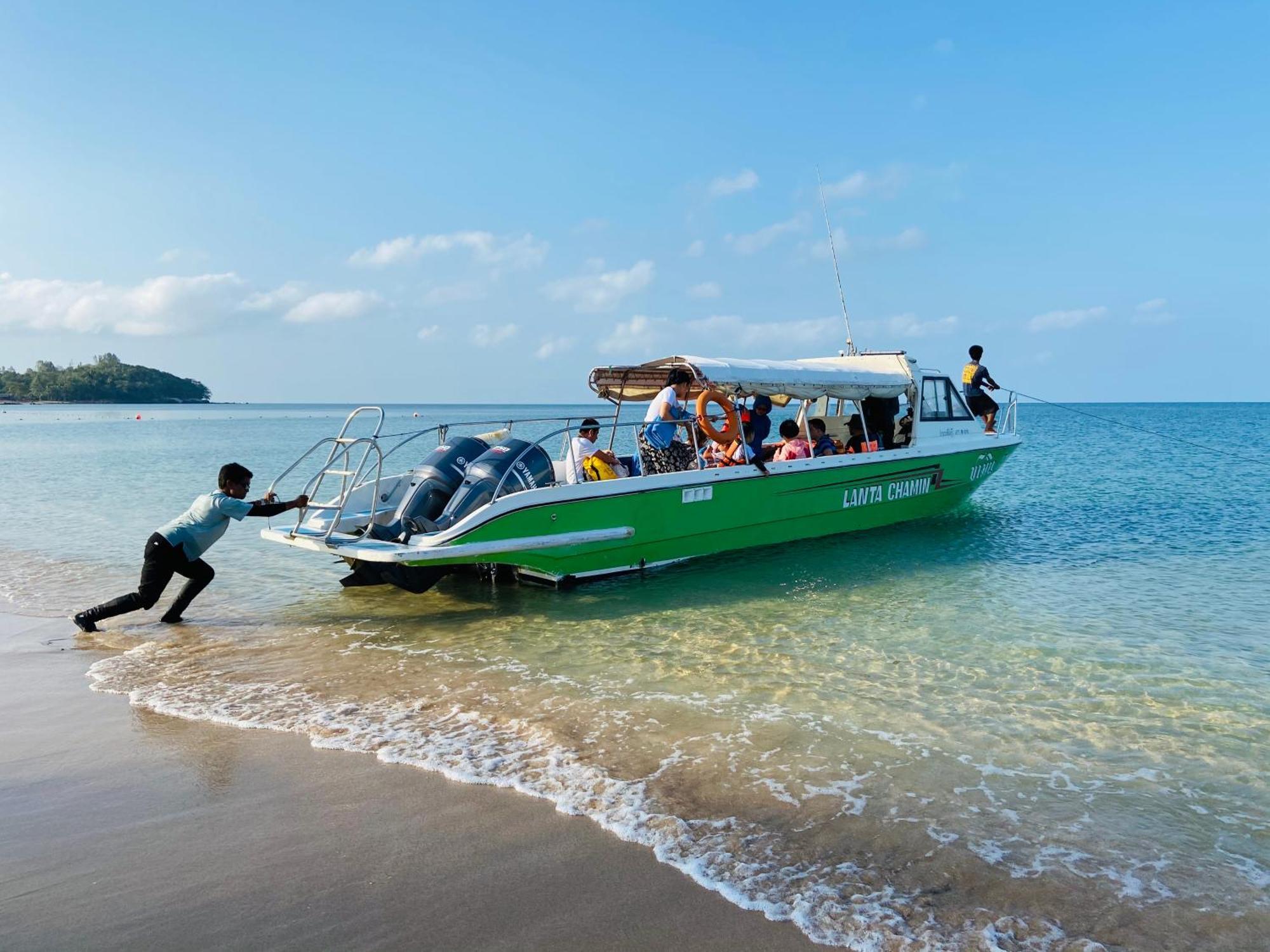 ホテル グランド ハウス Ko Lanta エクステリア 写真