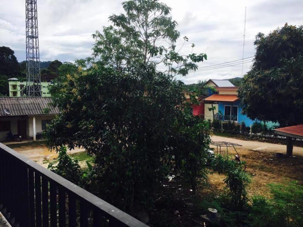 ホテル グランド ハウス Ko Lanta エクステリア 写真
